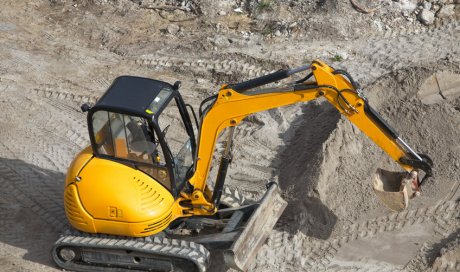 Location de mini-pelle avec chauffeur à Bourgoin-Jallieu